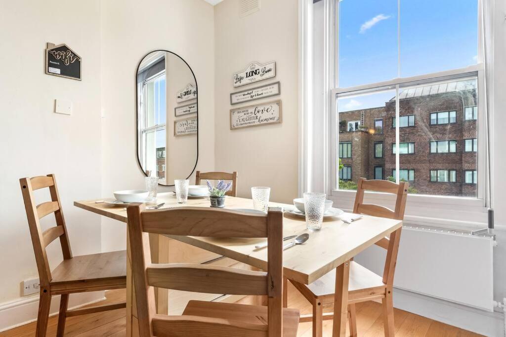 Spacious Sleep 11 With Terrace In Earls Court Ec99 London Bagian luar foto