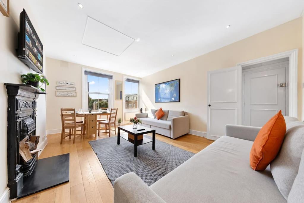Spacious Sleep 11 With Terrace In Earls Court Ec99 London Bagian luar foto